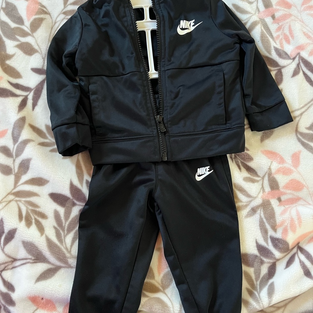 Nike Black Zip-Up Hoodie